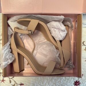 Elegant Tan Women's Heels